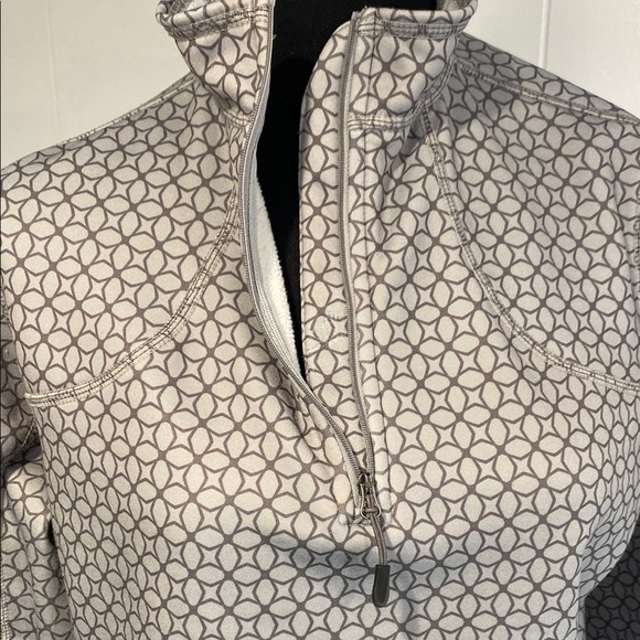 Lands' End Quarter-Zip Pullover Sweatshirt Reflective Performance Gray Size 12 - Picture 10 of 16